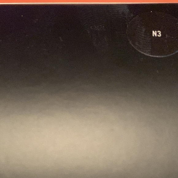 New Mac STUDIO FACE AND BODY FOUNDATION N3 4.0 floz / 120 ml - Picture 3 of 3